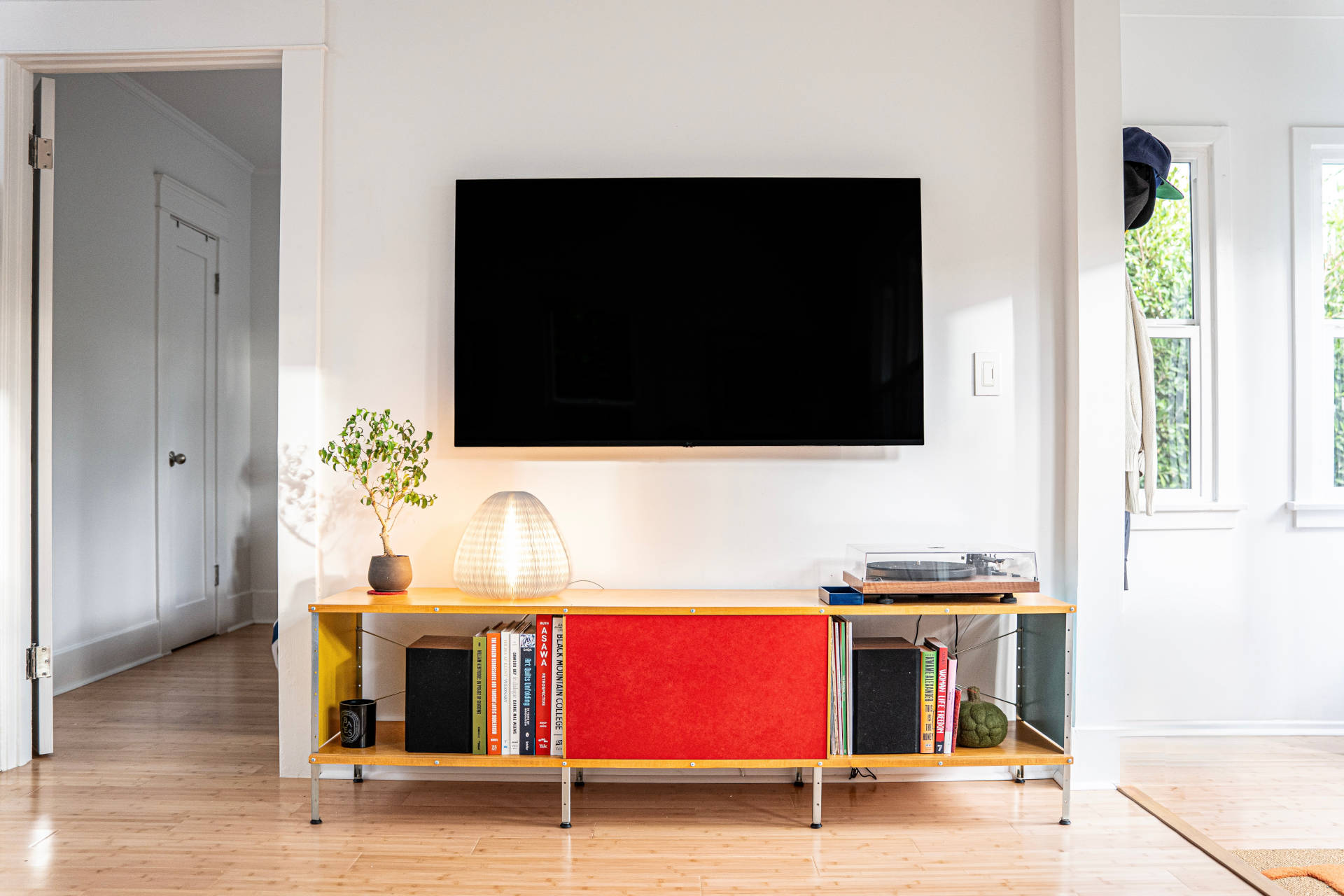TV credenza